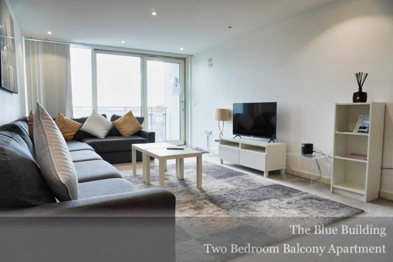Gunwharf Quays Apartments 포츠머스 외부 사진