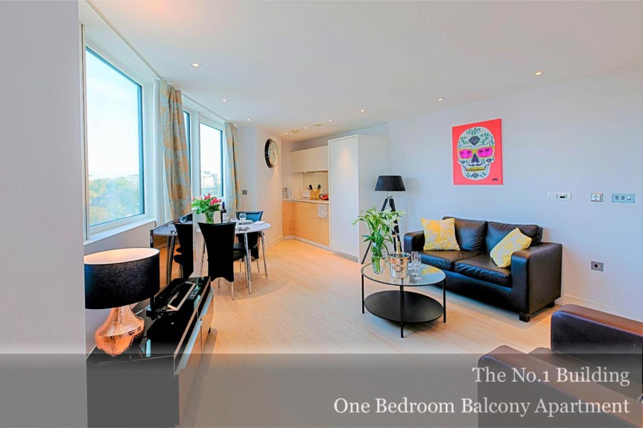 Gunwharf Quays Apartments 포츠머스 외부 사진