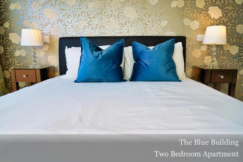 Gunwharf Quays Apartments 포츠머스 외부 사진