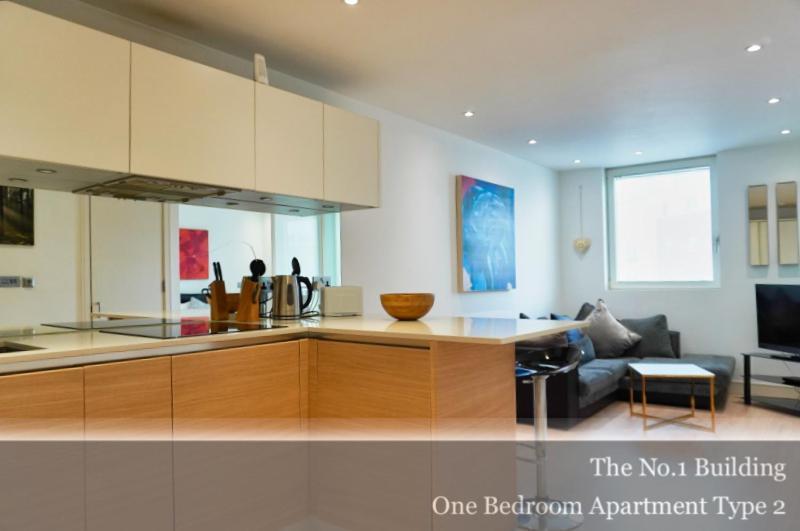 Gunwharf Quays Apartments 포츠머스 외부 사진